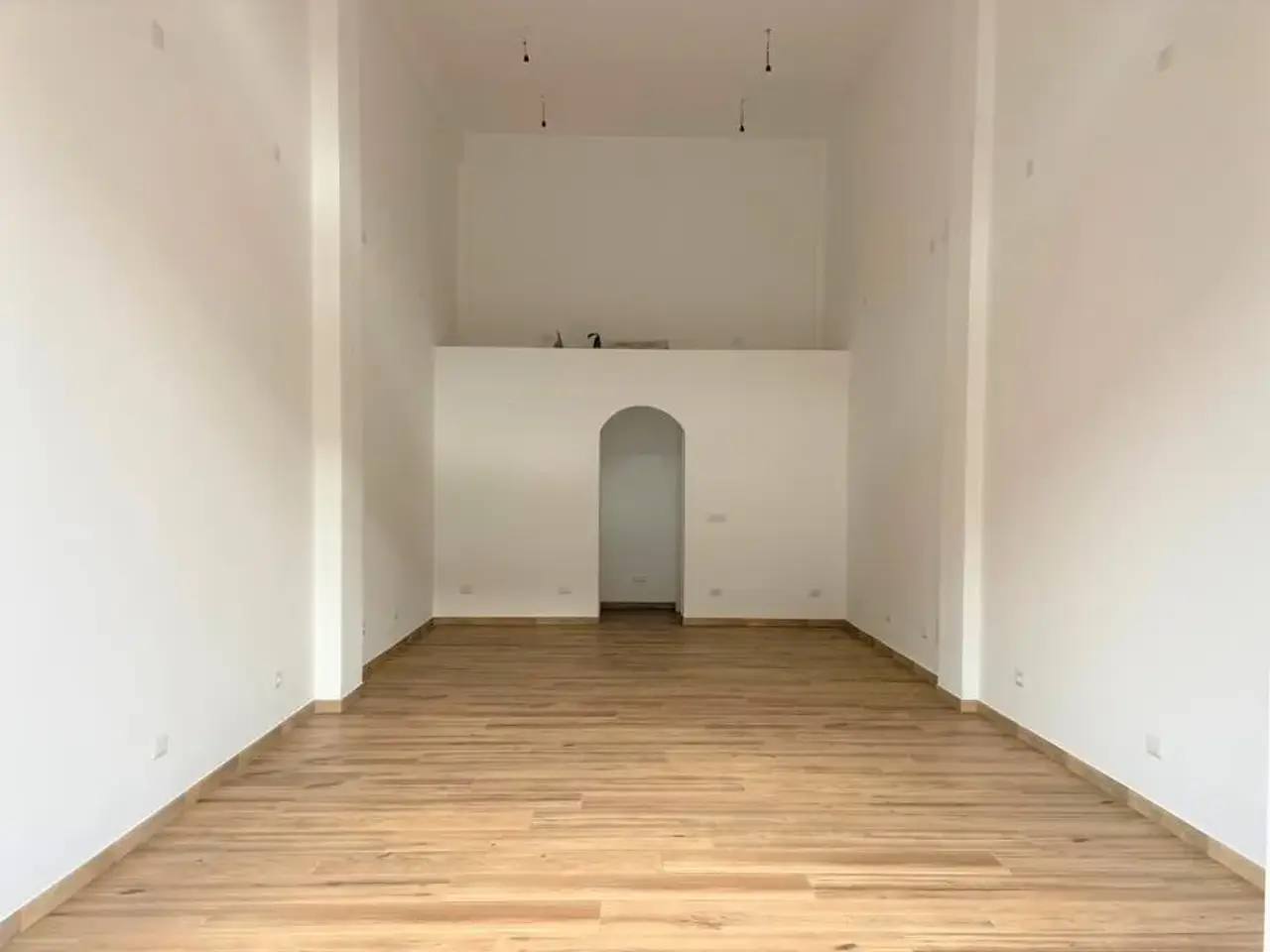 Negozio in Via Laodicea 16, Roma, {3} - Foto 2