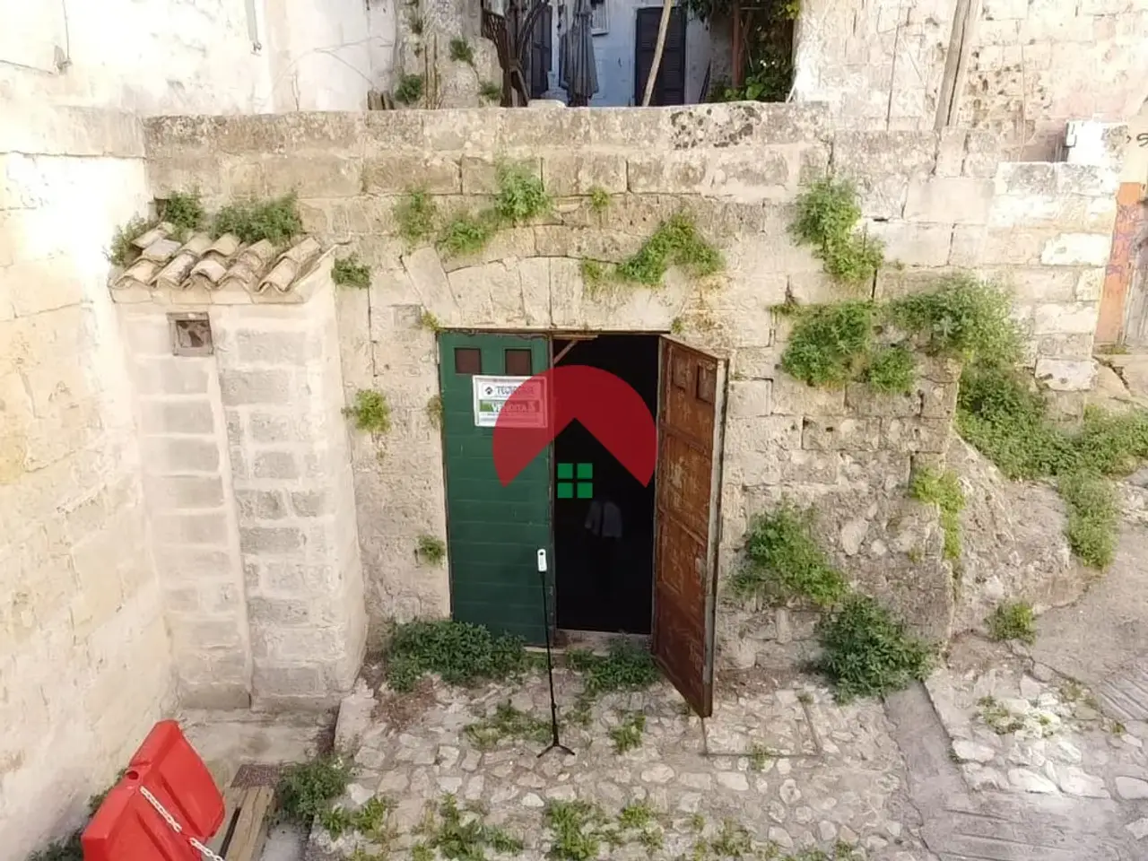 Esercizio commerciale in Via San Vito, Matera, {3} - Foto 1