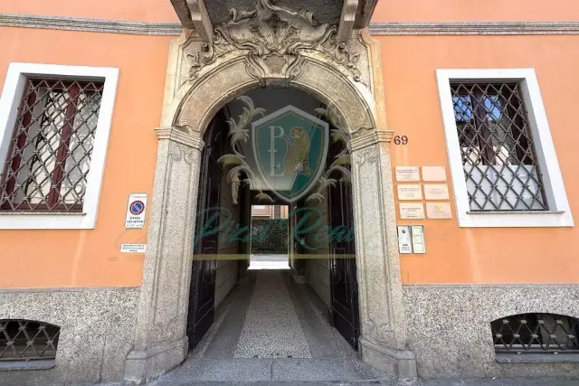 insertion image