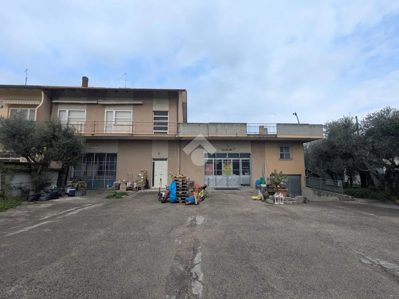 Negozio in Via Abbazia 12, Morciano Di Romagna, {3} - Foto 1