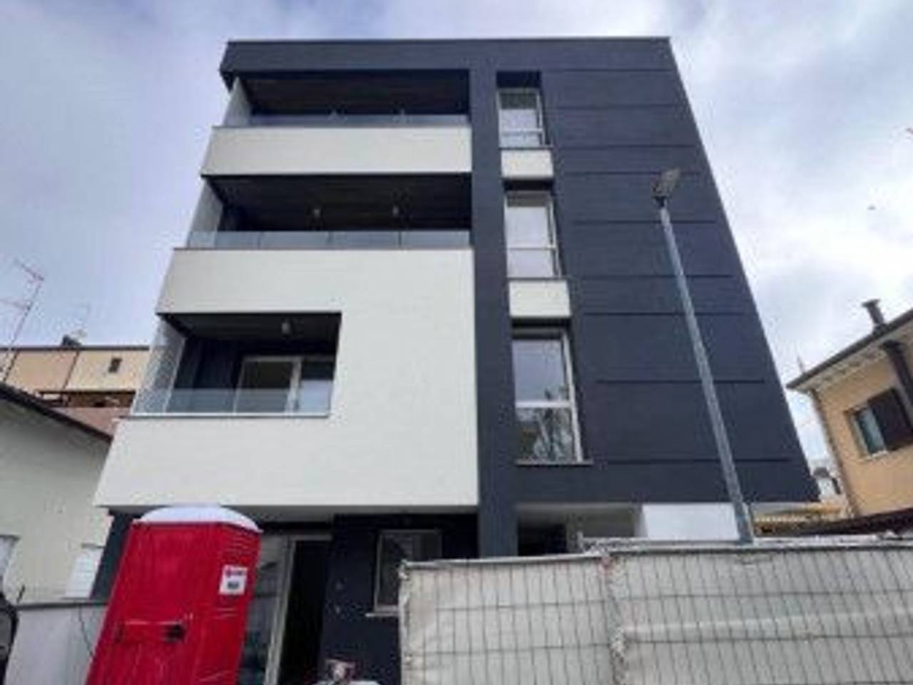 immagine annuncio 1 di 15