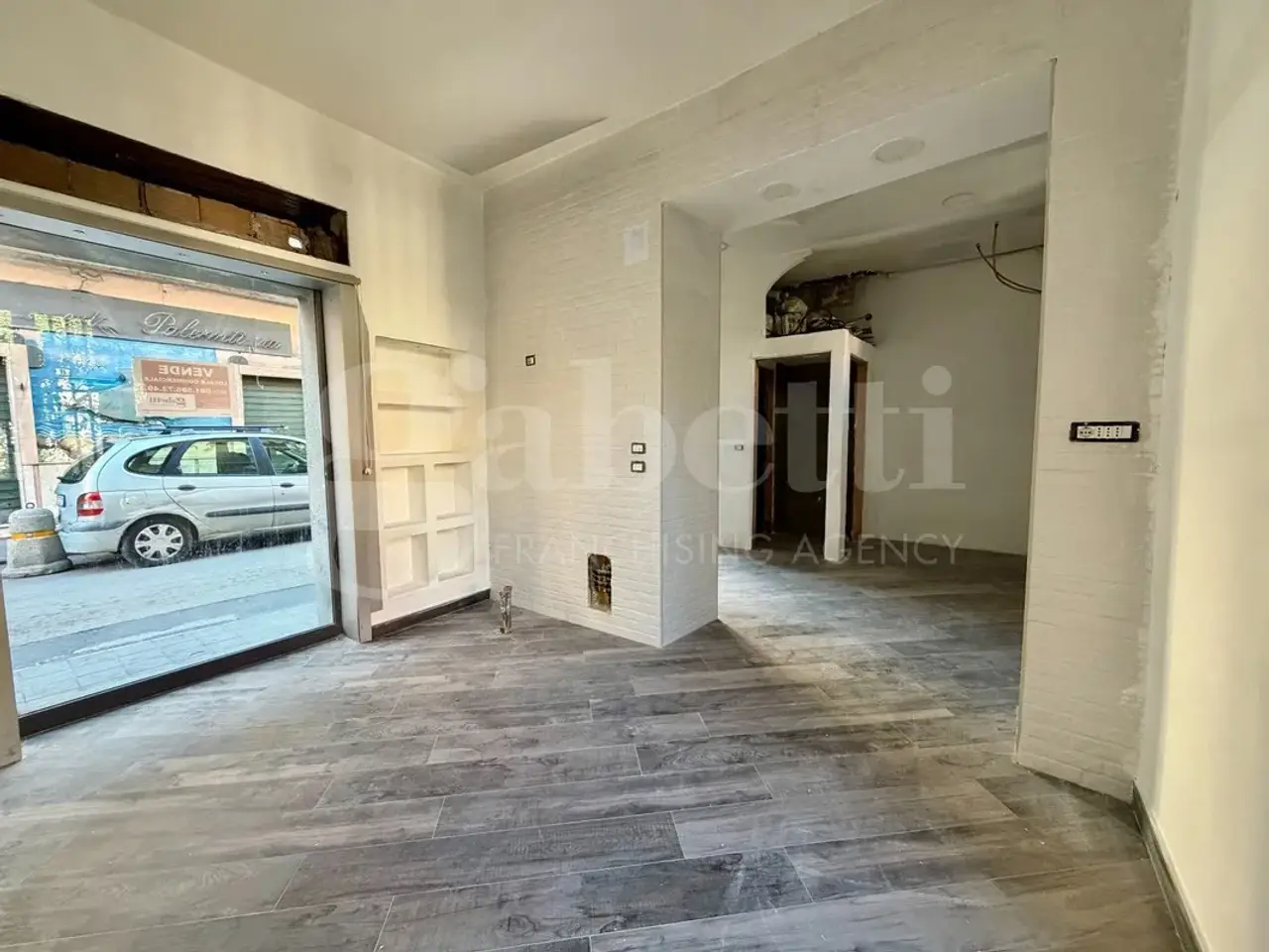 Negozio in Via Roma 8, Mugnano Di Napoli, {3} - Foto 2