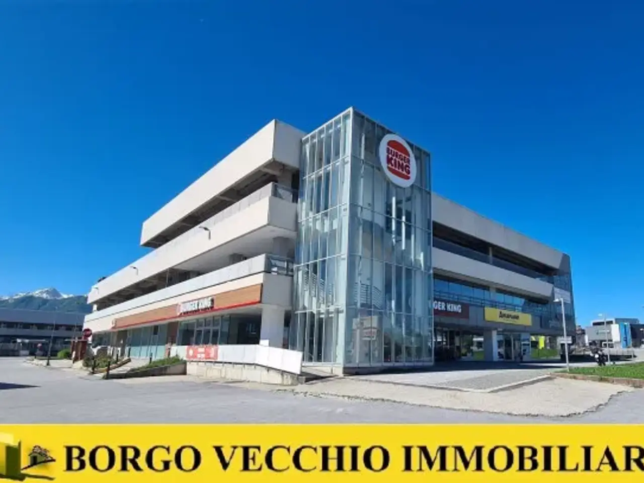 Negozio in Via Cuneo 74, Borgo San Dalmazzo, {3} - Foto 1