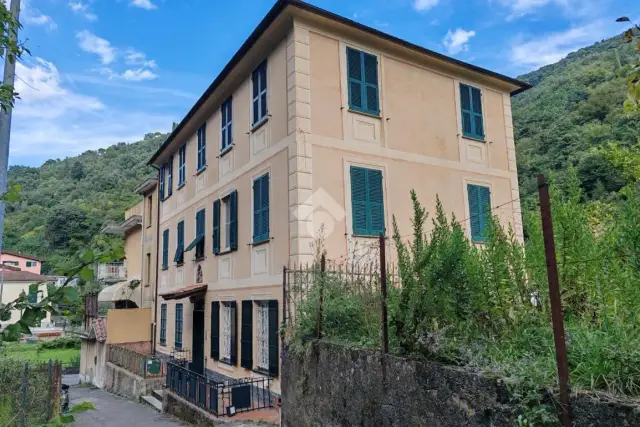 4-room flat in Via delle Cave 3, Rapallo - Photo 1