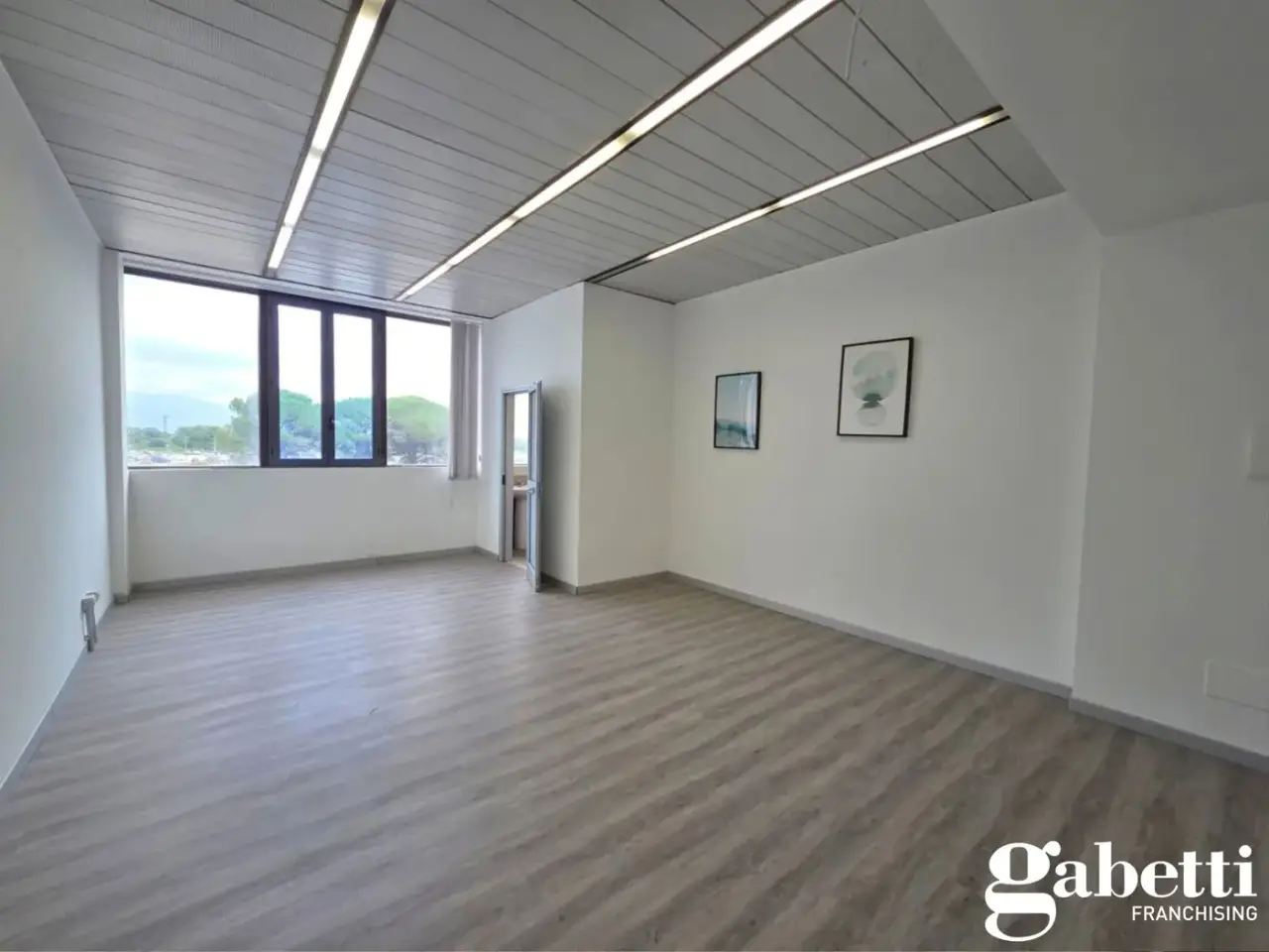 Ufficio in Via Ex Aeroporto 00, Pomigliano D'Arco, {3} - Foto 1