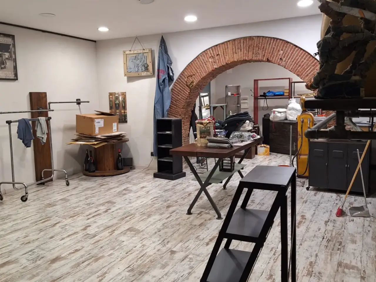 Negozio in Corso della Repubblica, Velletri, {3} - Foto 2
