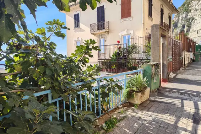 Quadrilocale in Via Benedetto Croce 33, Salerno - Foto 1