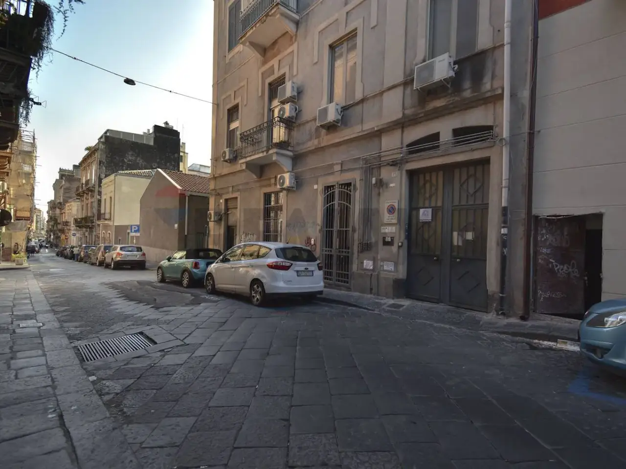 Negozio in Via Redentore 56, Catania, {3} - Foto 1