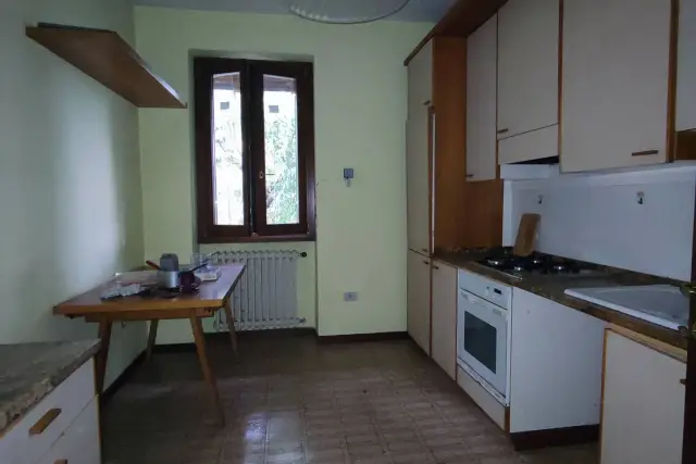 2-room flat in Strada Provinciale 91 46, Castelli Calepio - Photo 1