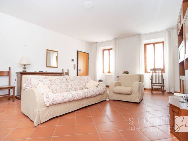 4-room flat in Via Giovanni Fattori, Pistoia - Photo 1