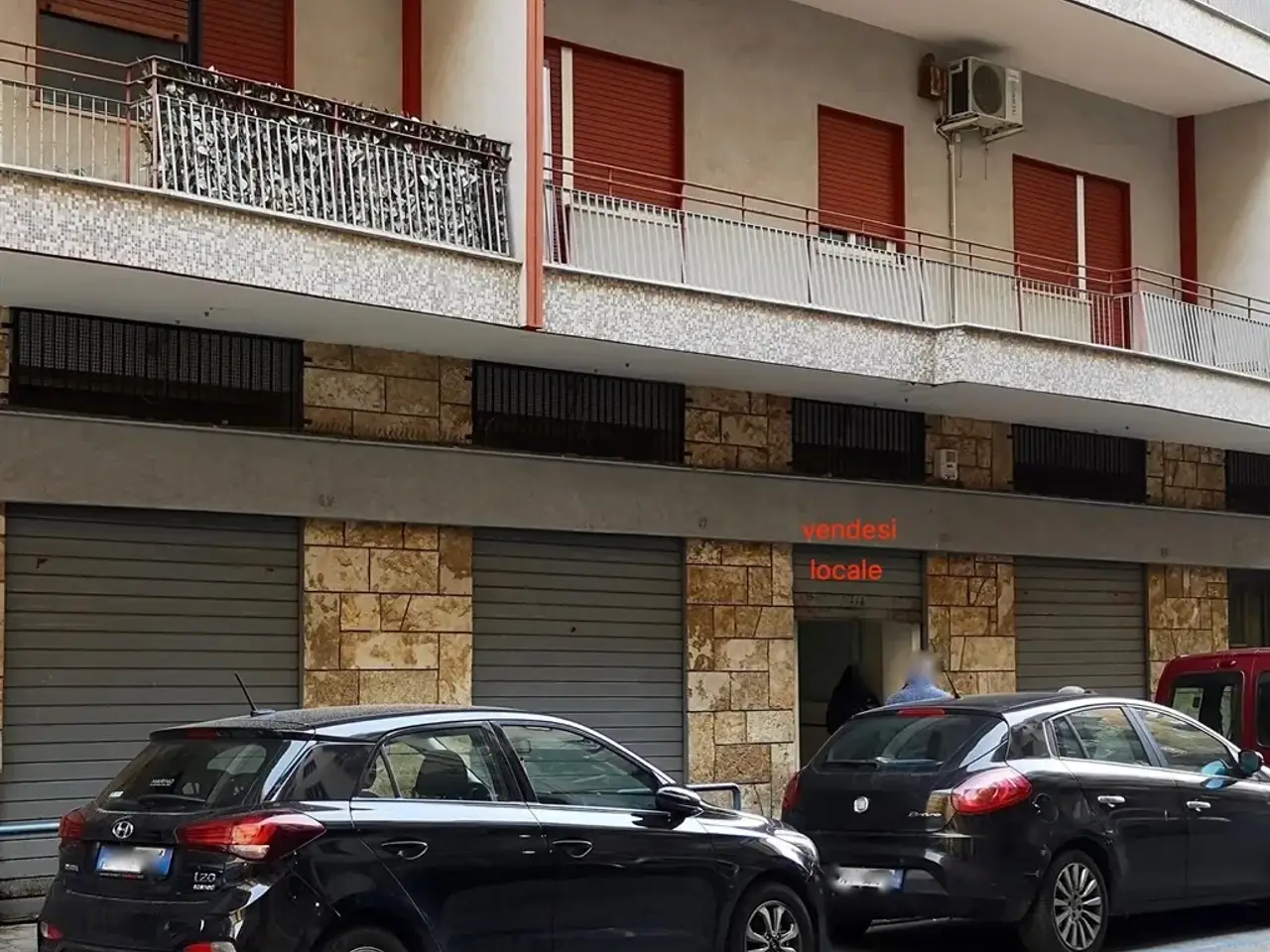 Locale commerciale in , Bari, {3} - Foto 1