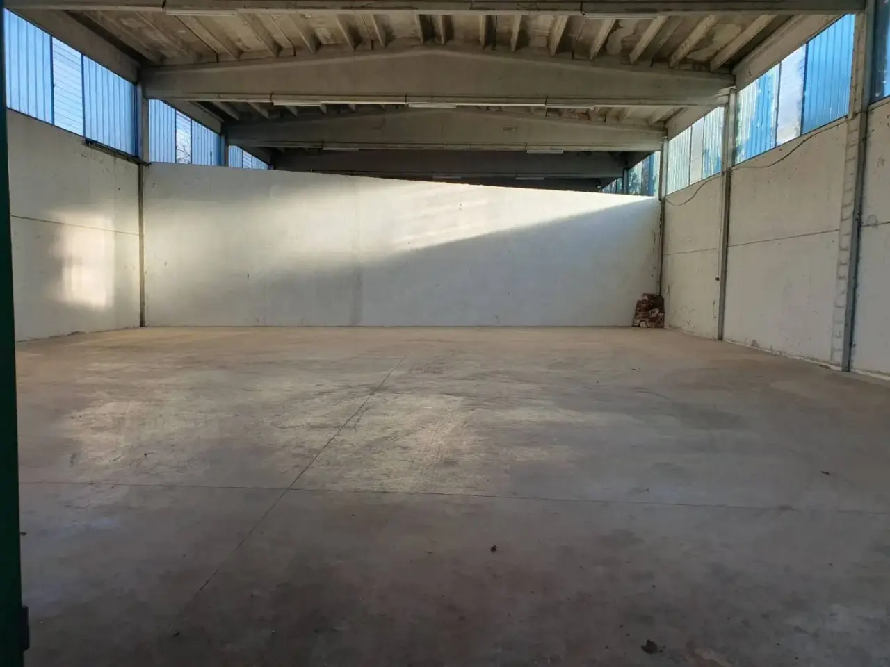 Magazzino in Via Vezzano, Prignano Sulla Secchia, {3} - Foto 1