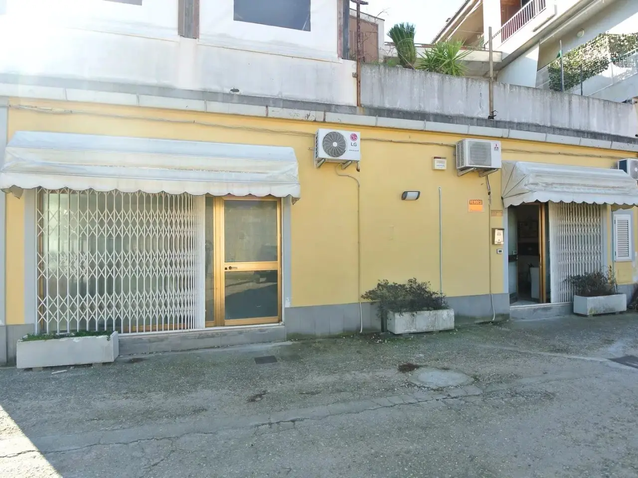 Laboratorio in , Montesilvano, {3} - Foto 1
