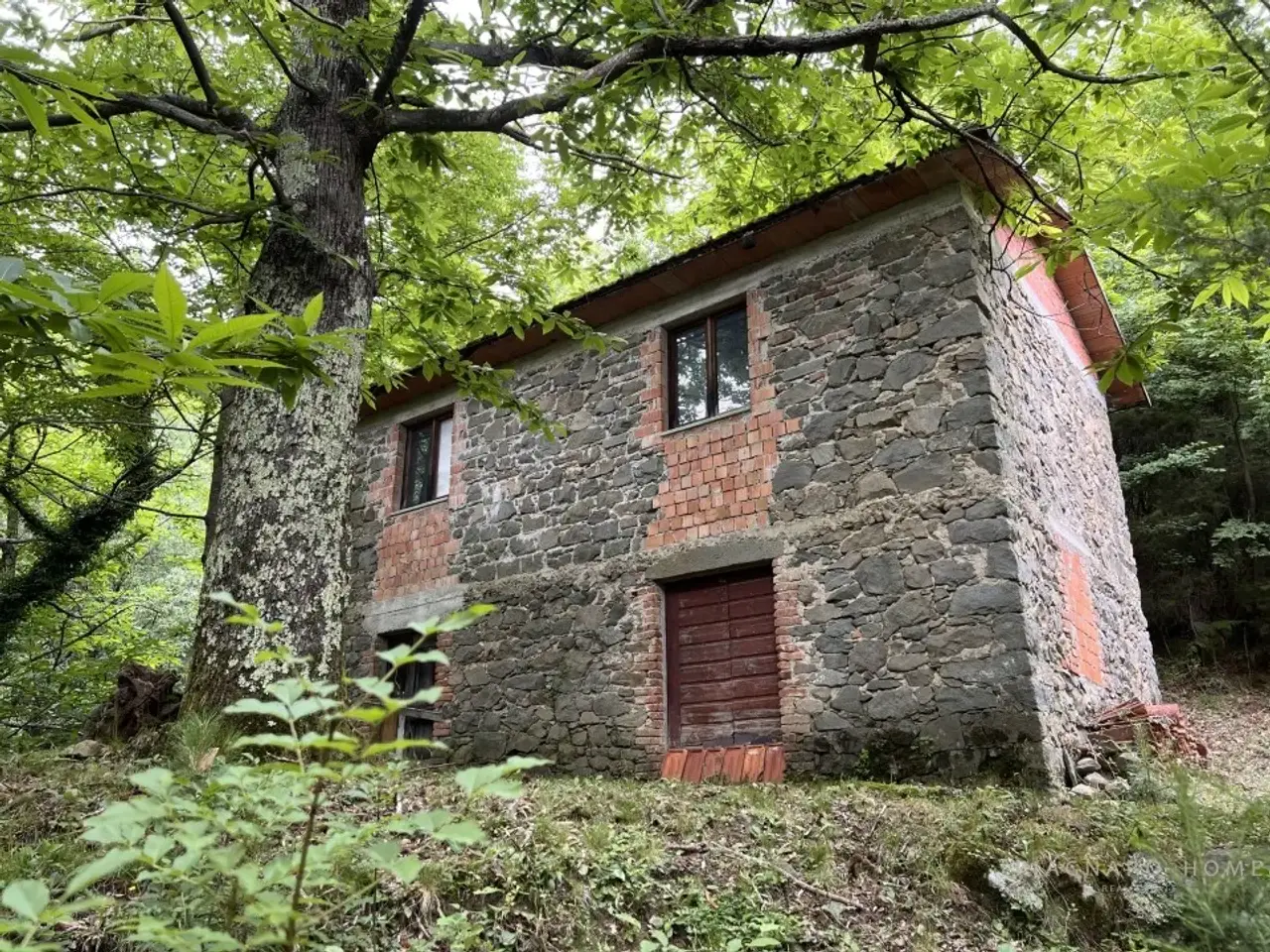 Magazzino in , Bagnone, {3} - Foto 1