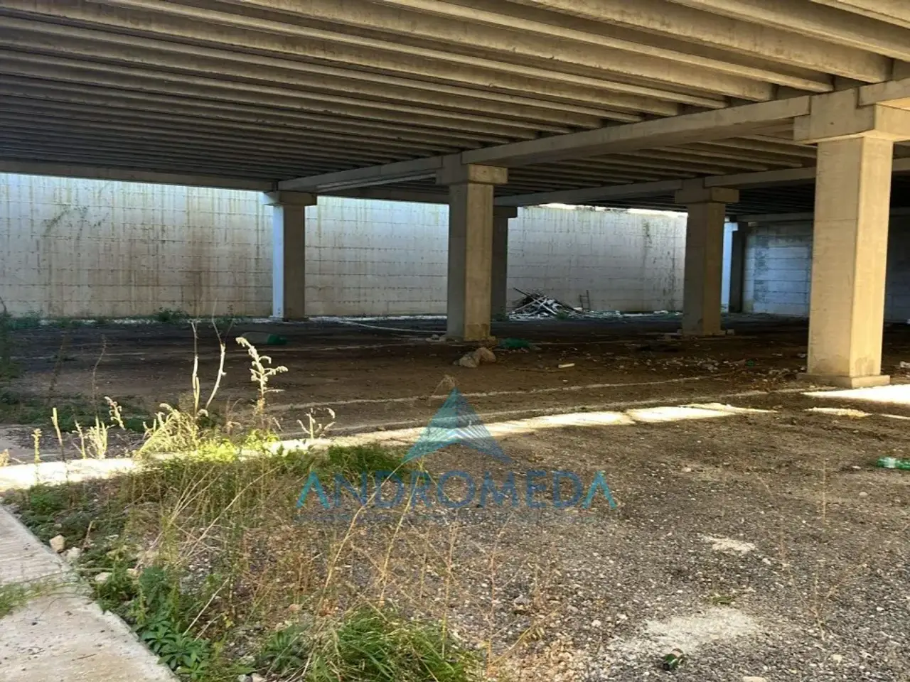 Palazzina commerciale in , Caianello, {3} - Foto 2
