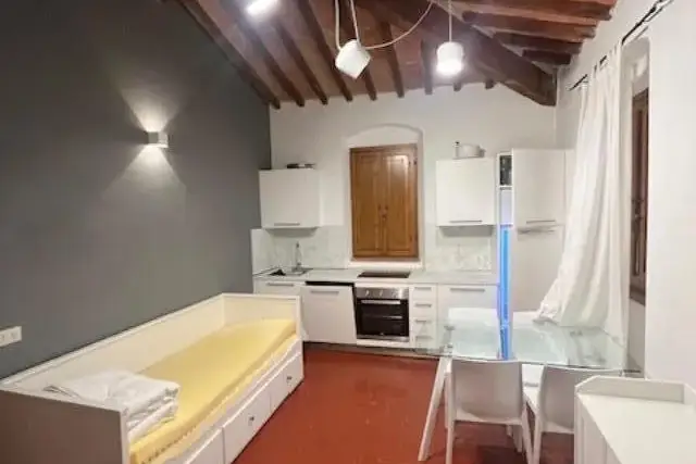 Zweizimmerwohnung, Sarzana - Foto 1