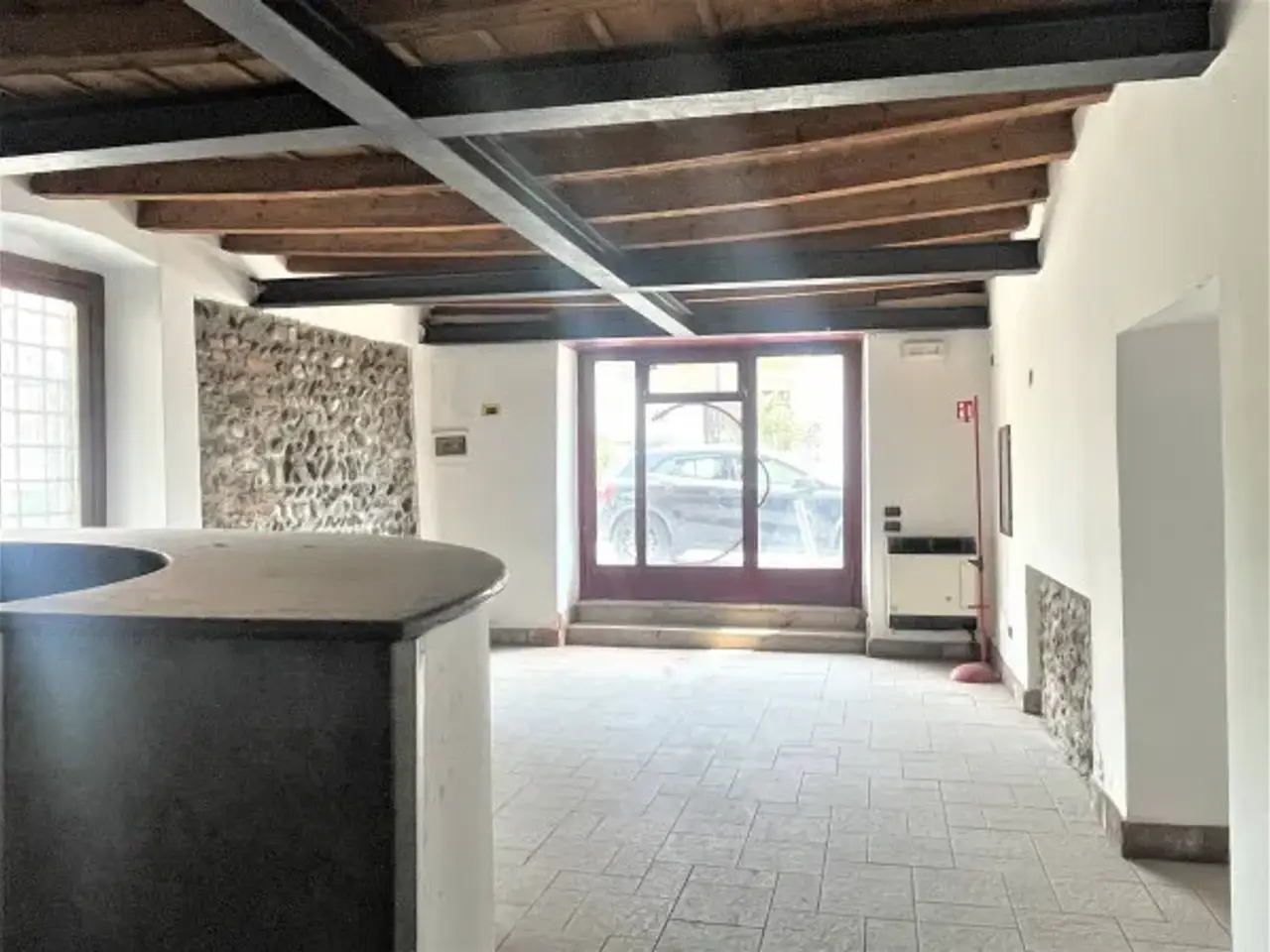 Negozio in Via Luciano Manara 41c, Brescia, {3} - Foto 1