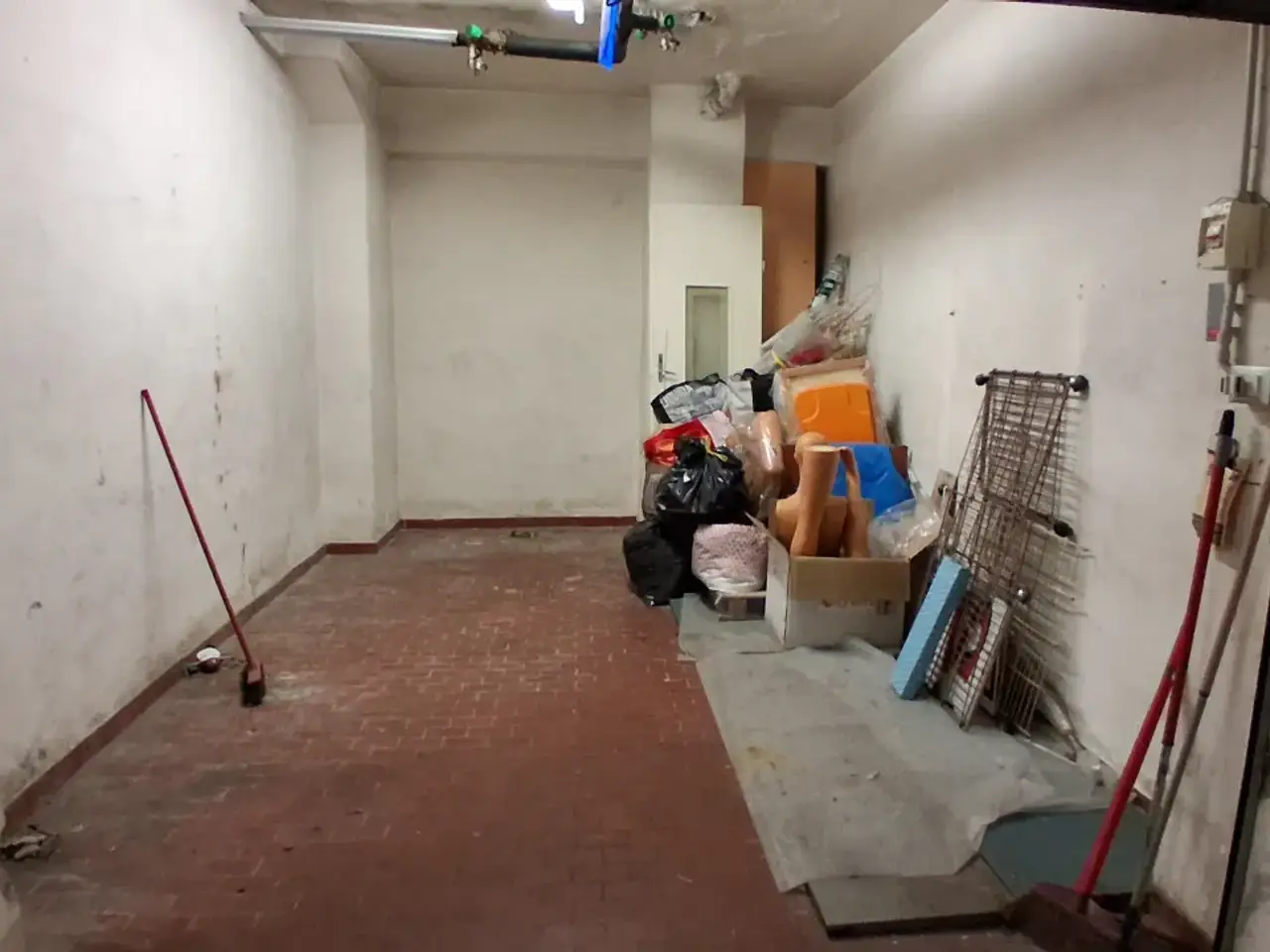 Magazzino in Via Pietro Agosti, Sanremo, {3} - Foto 1