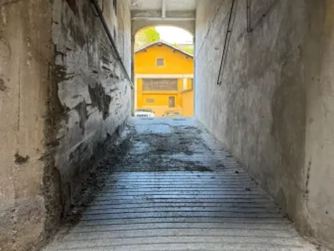 Magazzino in Via Merano, Genova, {3} - Foto 2