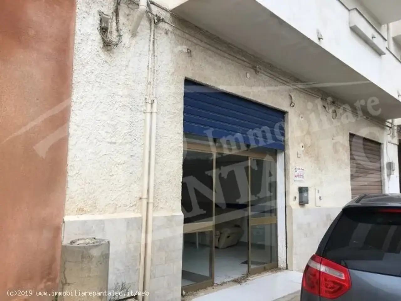 Esercizio commerciale in 
Via Favara									, 
Marsala									, Mazara Del Vallo, {3} - Foto 1