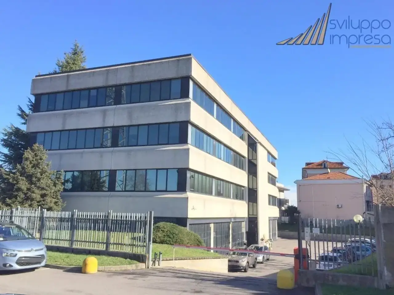 Ufficio in Via della Burrona 51, Vimodrone, {3} - Foto 1