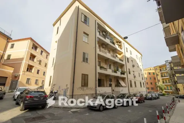 3-room flat in Via Luigi Settino, Catanzaro - Photo 1