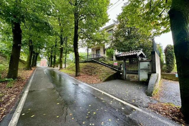 Quadrilocale in Viale Rimembranze 4, Carate Brianza - Foto 1