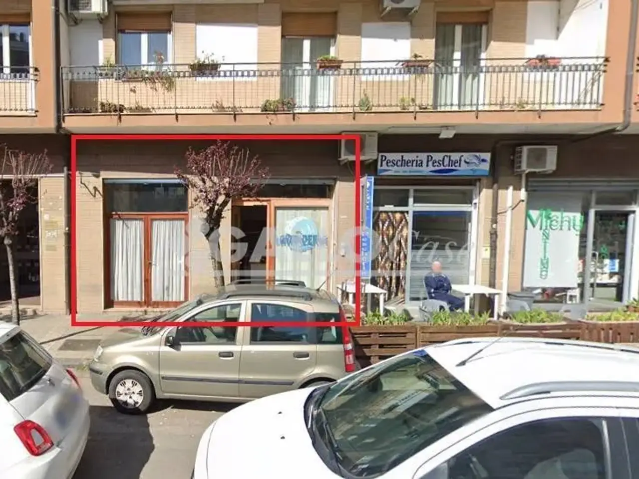 Negozio in Piazza Zumbini, 87100, Cosenza, Cosenza, {3} - Foto 1