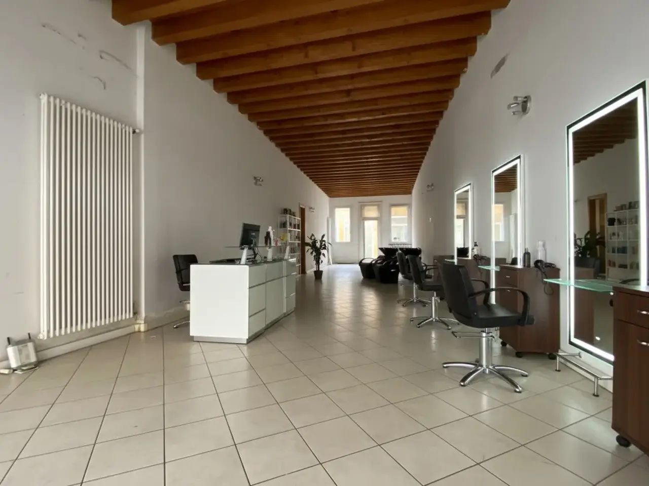 Negozio in Corso Santi Felice E Fortunato, 259, Vicenza, {3} - Foto 2