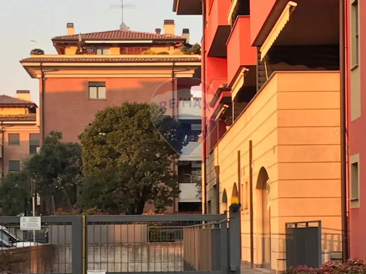 Magazzino in Via Macchiavelli Sn, Seriate, {3} - Foto 1
