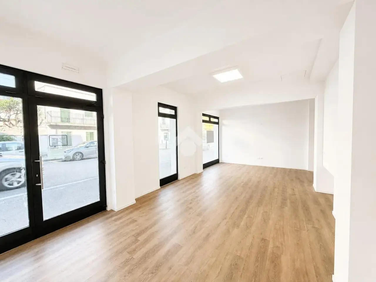 Negozio in Via Borgo Bassano 47, Cittadella, {3} - Foto 2