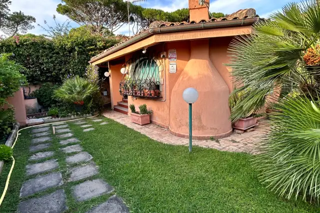 Terraced house in Via Terracina 122, San Felice Circeo - Photo 1