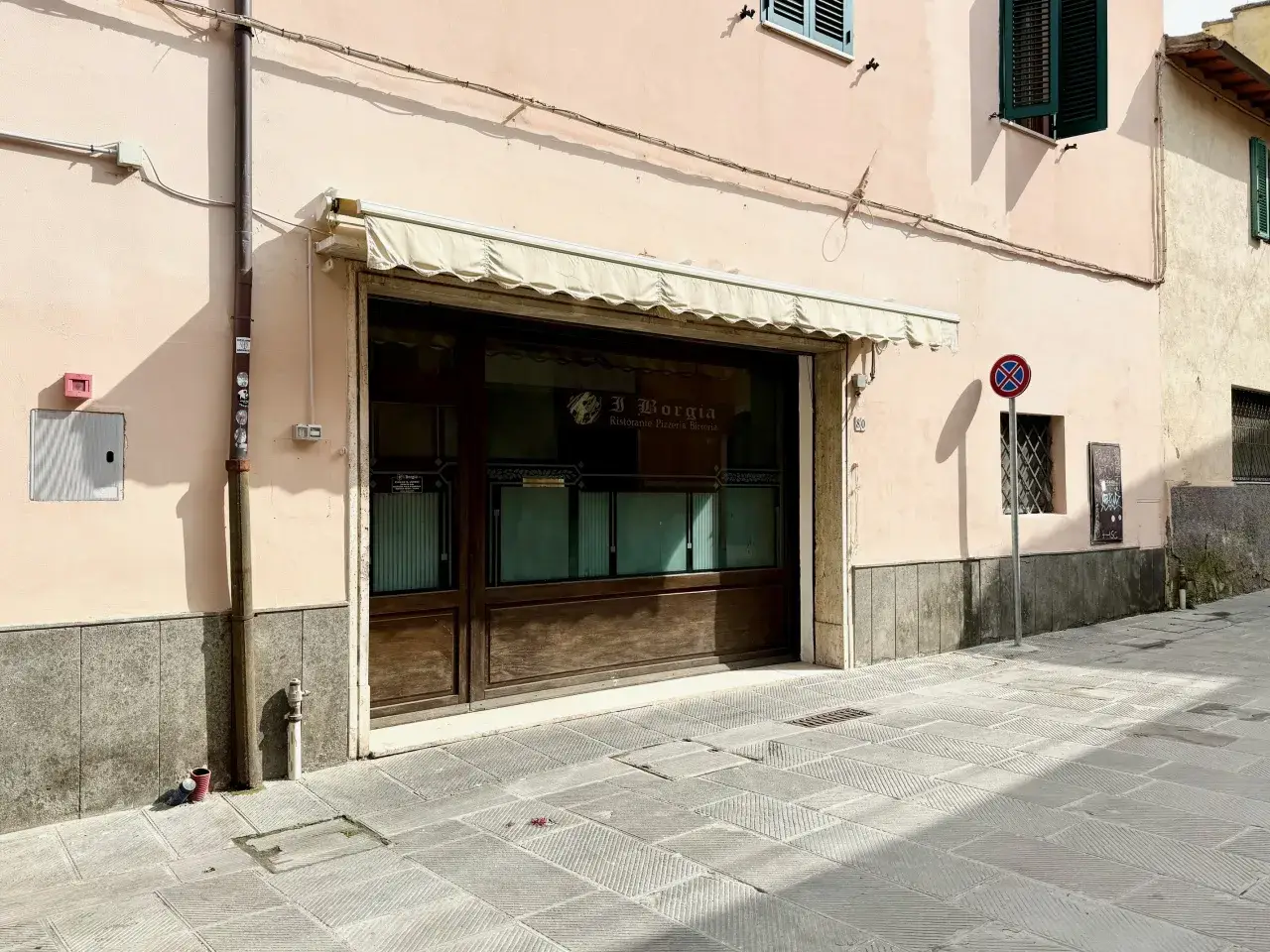 Palazzina commerciale in Via Mazzini, Grosseto, {3} - Foto 1