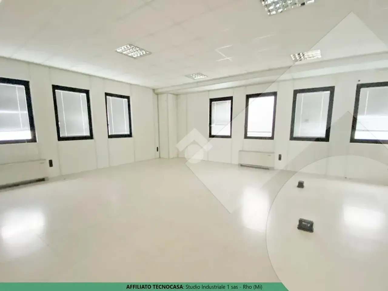 Ufficio in Via Alcide De Gasperi 109, Rho, {3} - Foto 1