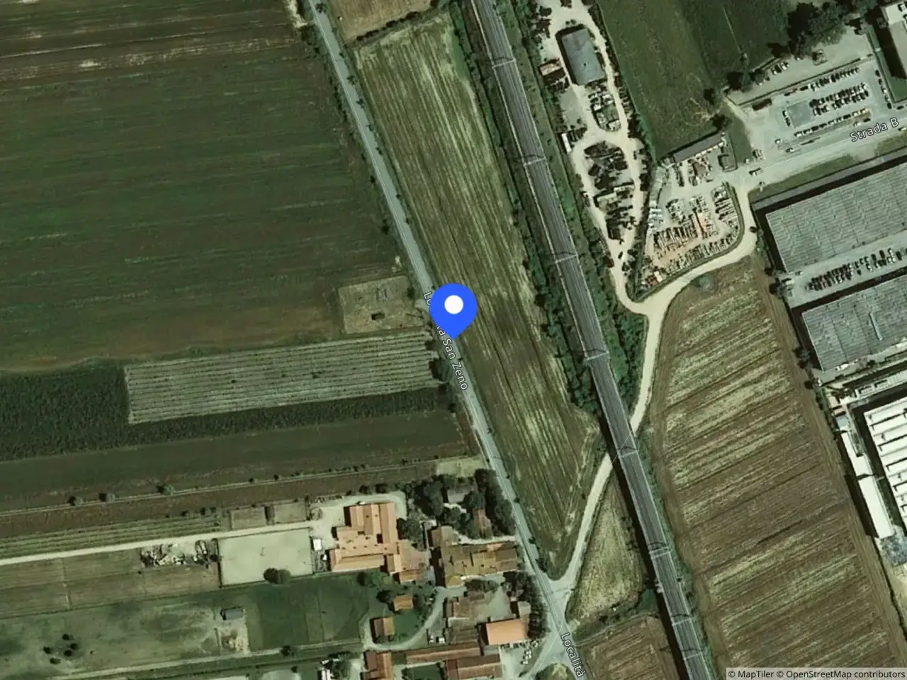 Laboratorio in Loc. San Zeno Strada F 11 11, Arezzo, {3} - Foto 1