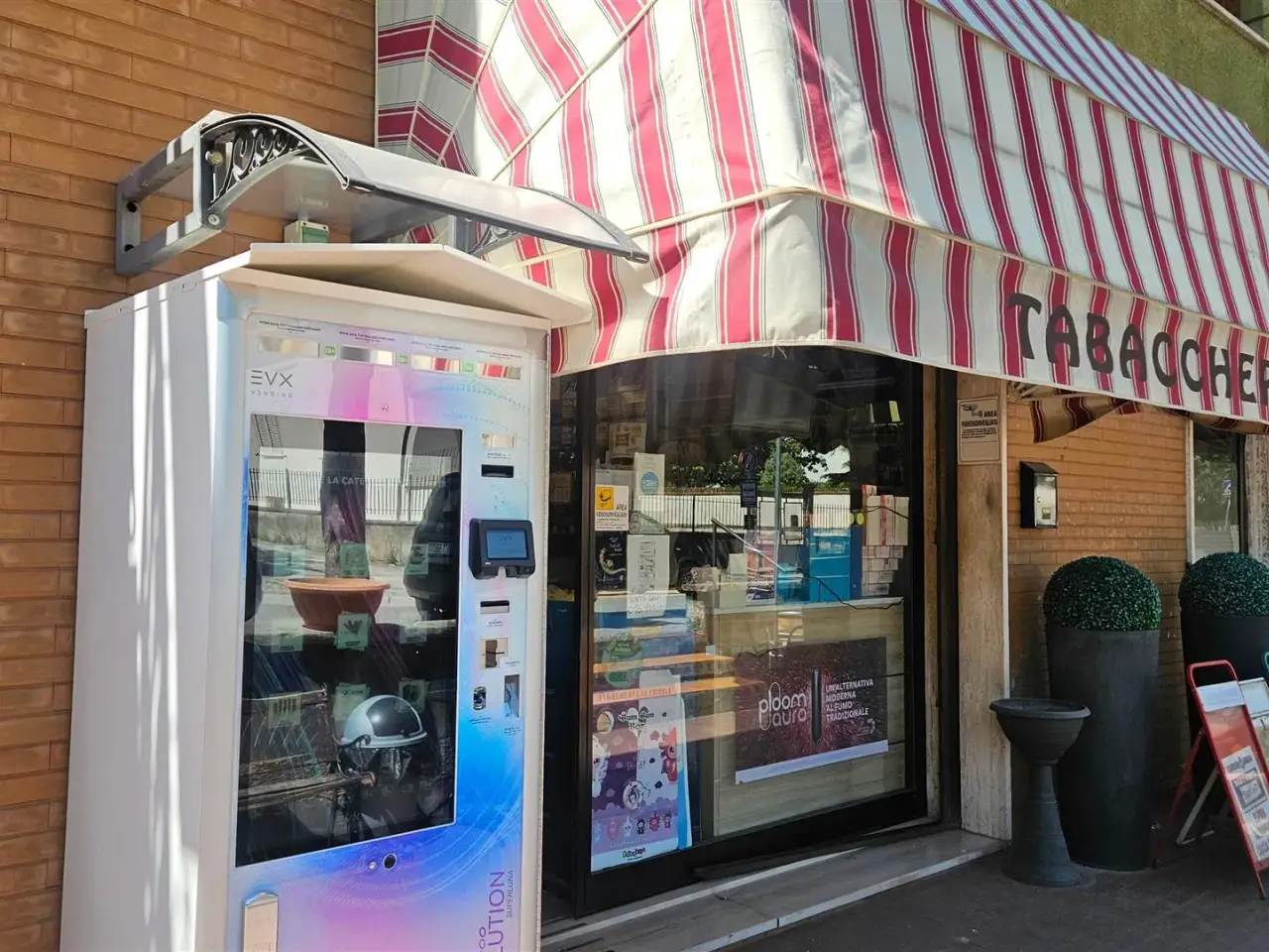Tabaccheria in Viale Roma 84b, Foligno, {3} - Foto 1