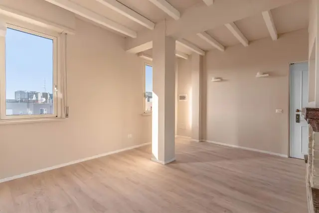 4-room flat in {3}, - Photo 1