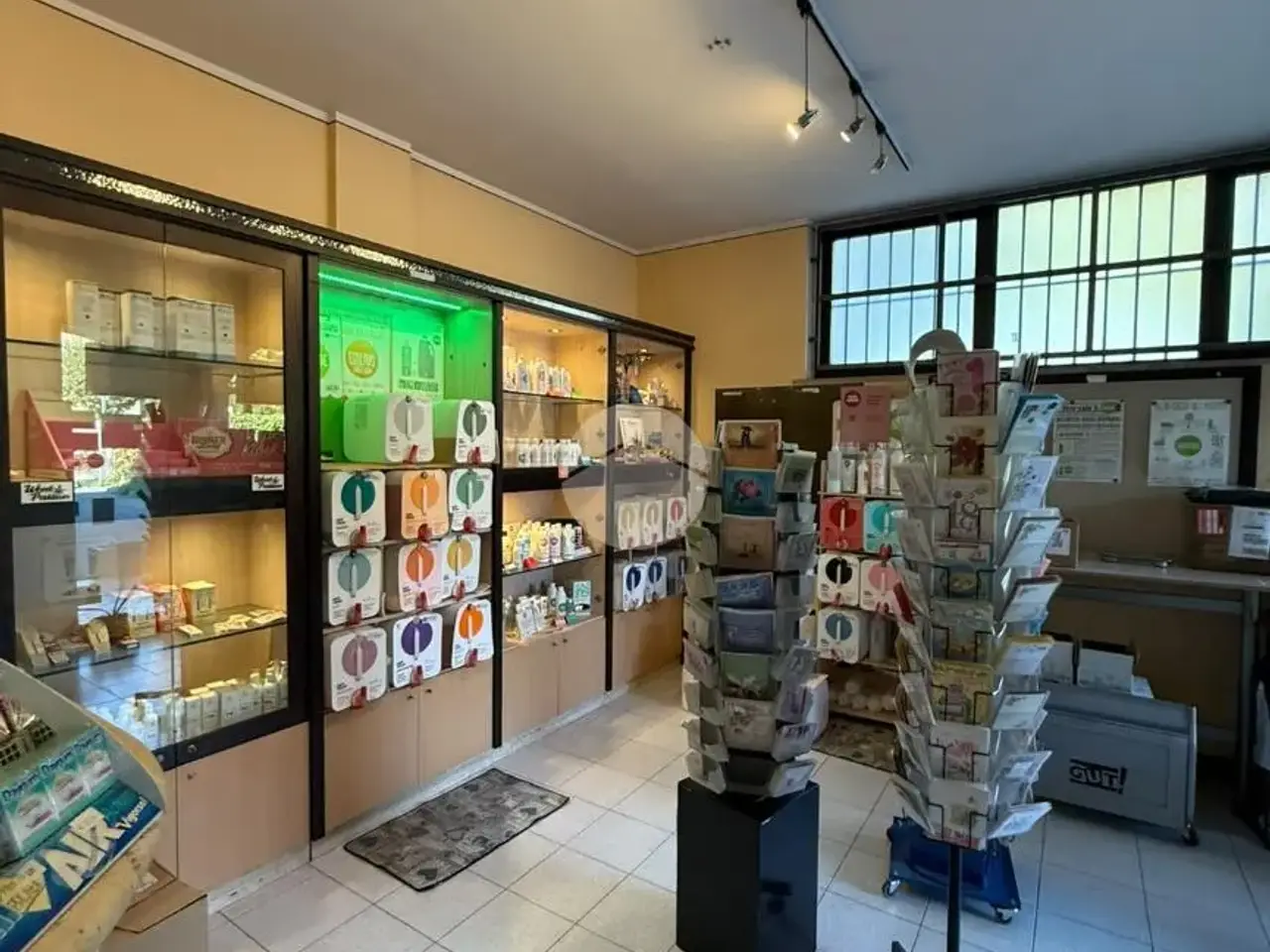 Negozio in Via delle Ubiere, Osio Sotto, {3} - Foto 1
