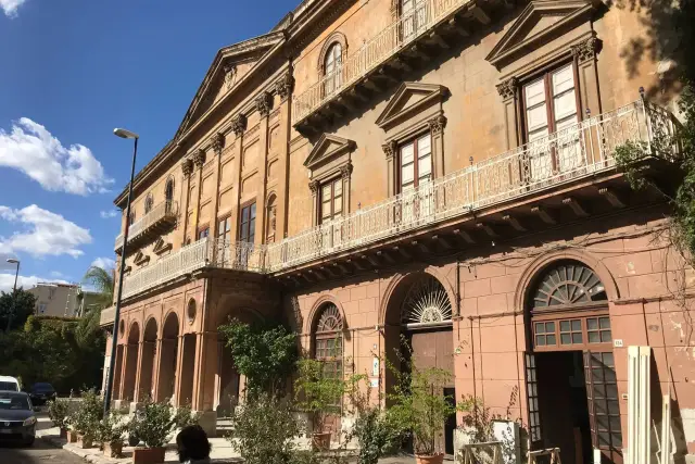 Warehouse in Via dell'Arsenale 126, Palermo - Photo 1