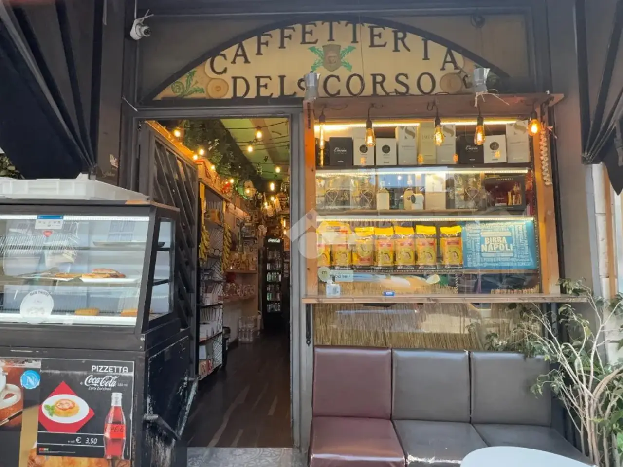 Negozio in Corso Umberto I 23, San Giorgio A Cremano, {3} - Foto 2