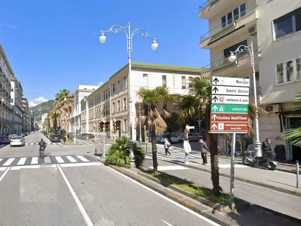 Negozio in Centro, Salerno, {3} - Foto 1