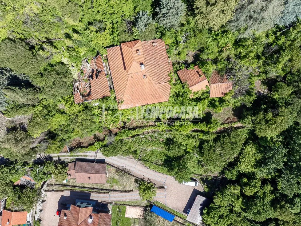 Palazzina commerciale in Via Generale Armando Pezzana 9, Condove, {3} - Foto 2