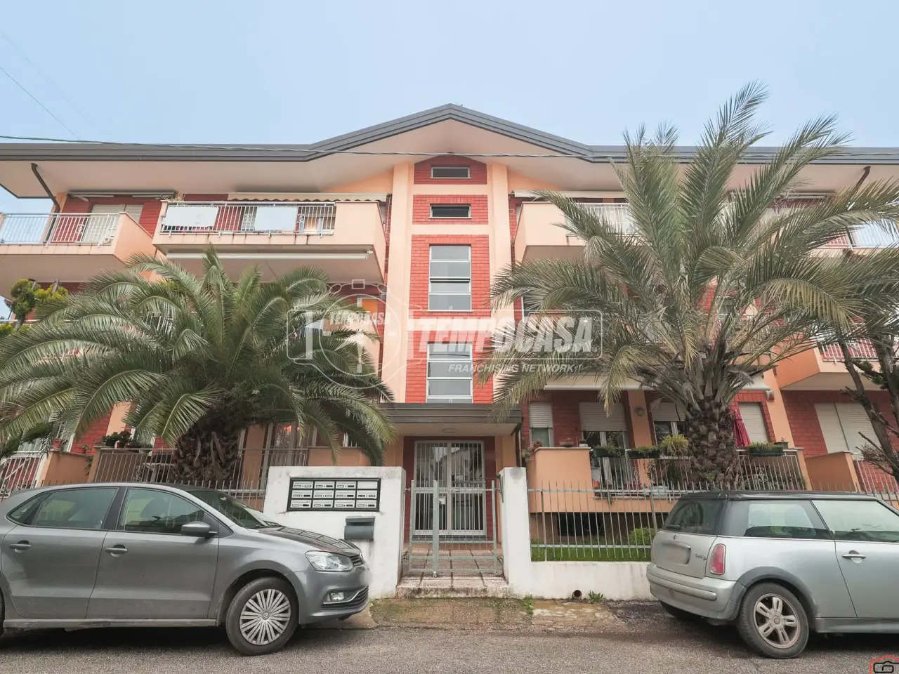 Magazzino in Viale Siracusa, Riccione, {3} - Foto 1