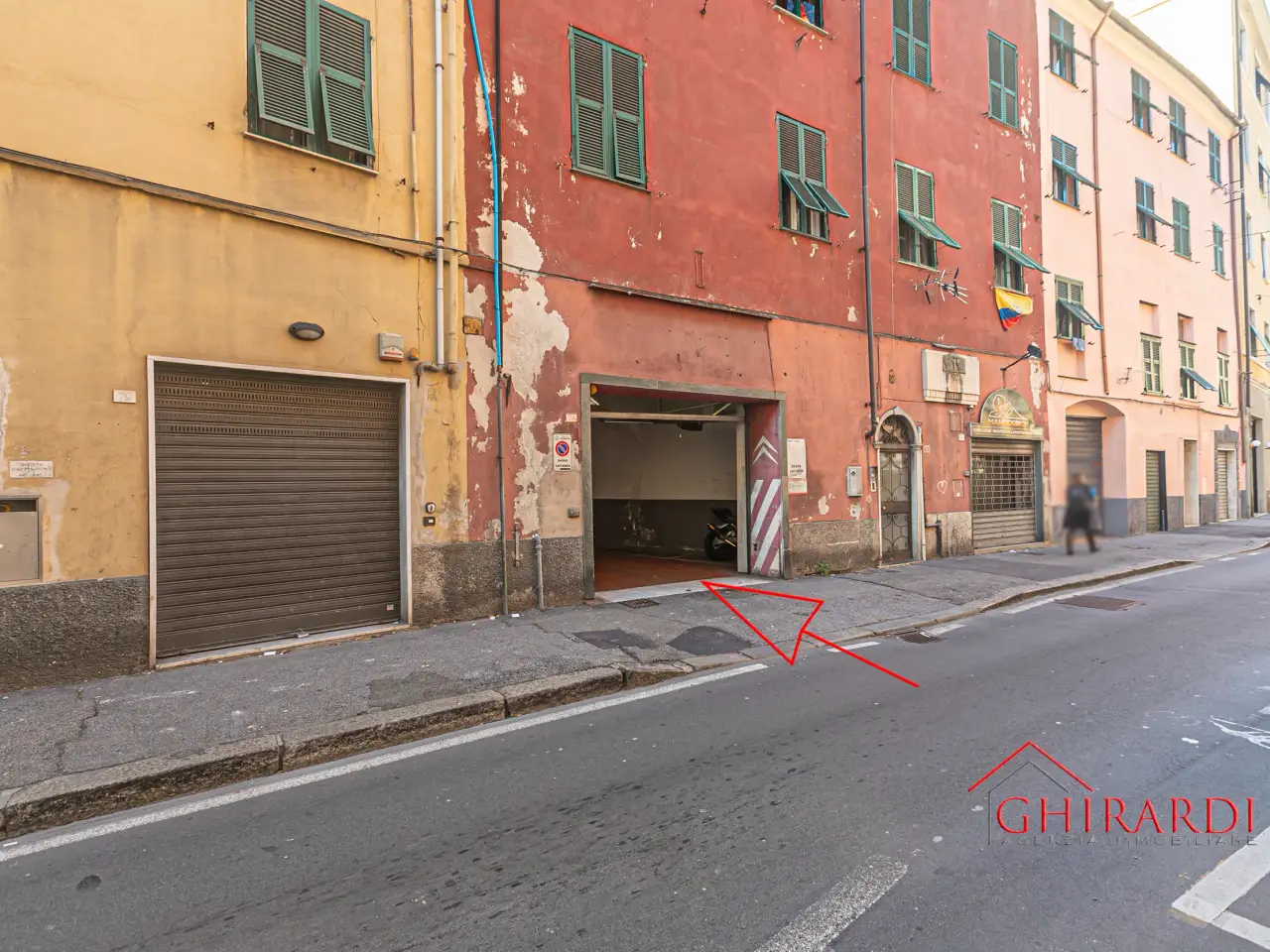 Parcheggio chiuso in Via Celesia 74r, Genova, {3} - Foto 2