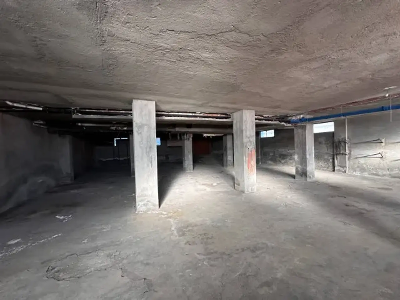 Magazzino in Via Guglielmo Marconi, Vallecrosia, {3} - Foto 1