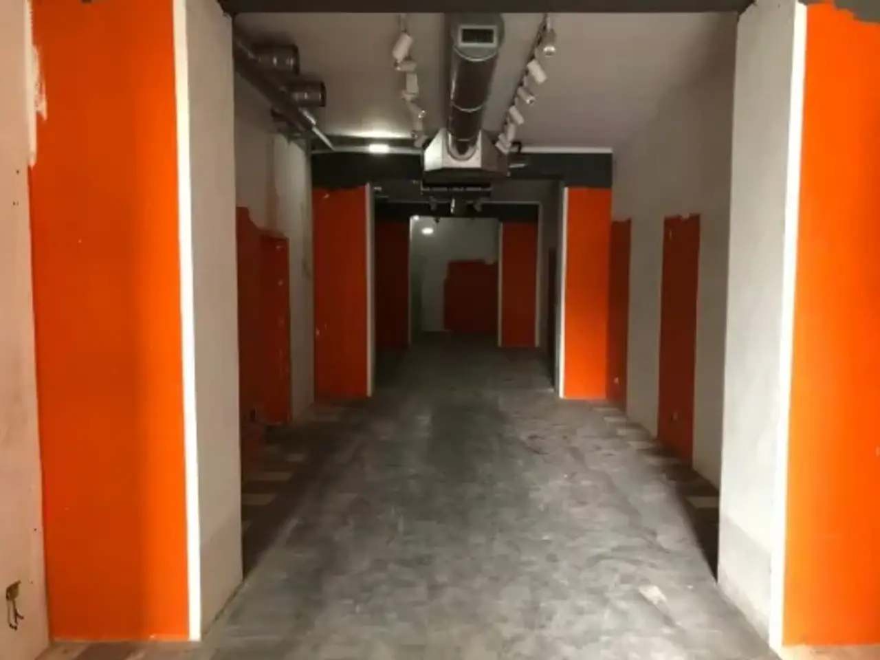 Negozio in Via Guglielmo Marconi -, Bologna, {3} - Foto 1