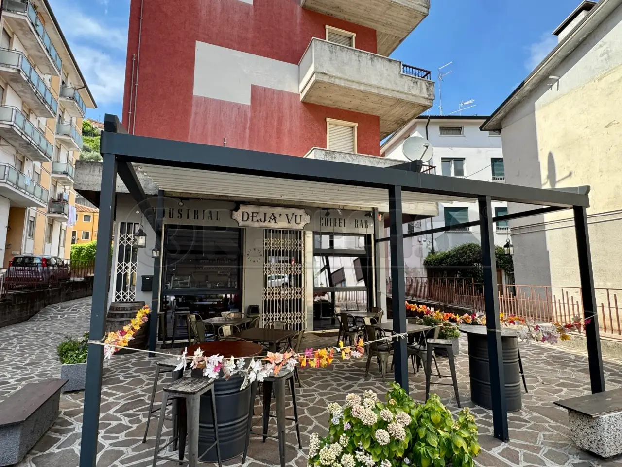Palazzina commerciale in , Valdagno, {3} - Foto 1