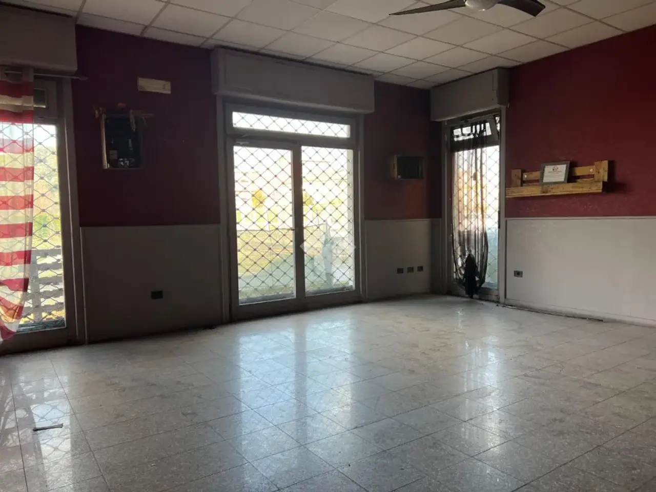 Negozio in Via Belfiore 4, Verona, {3} - Foto 2