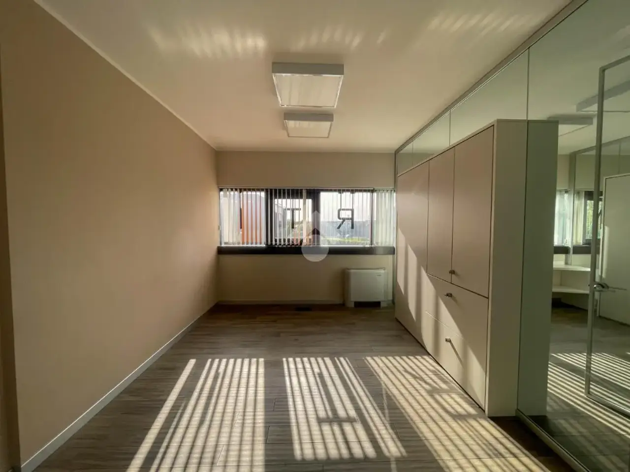 Ufficio in Viale Risorgimento 32, Vimercate, {3} - Foto 2