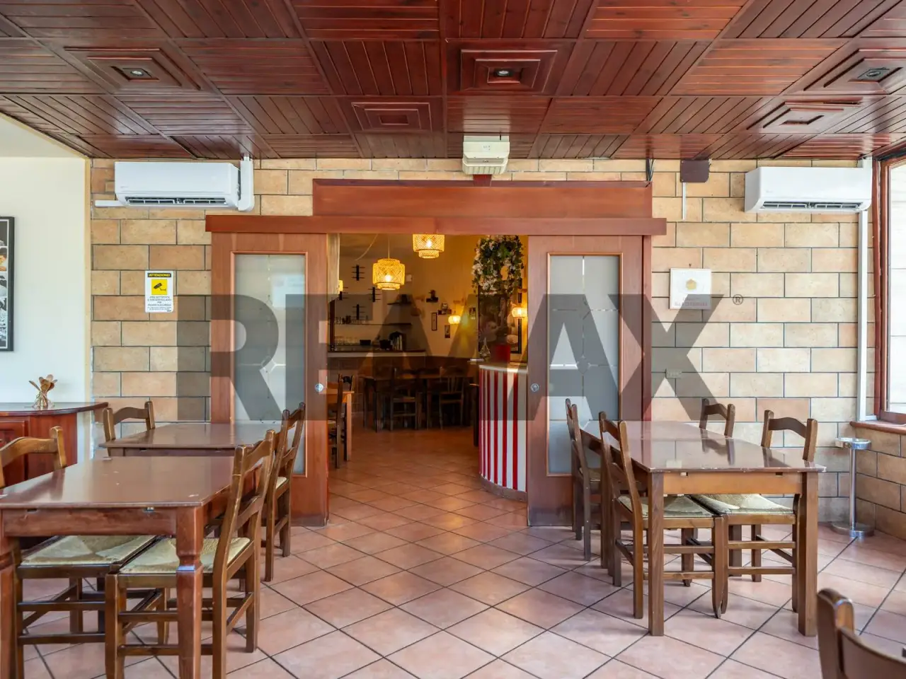 Negozio in Via Duca della Verdura 115, Palermo, {3} - Foto 2